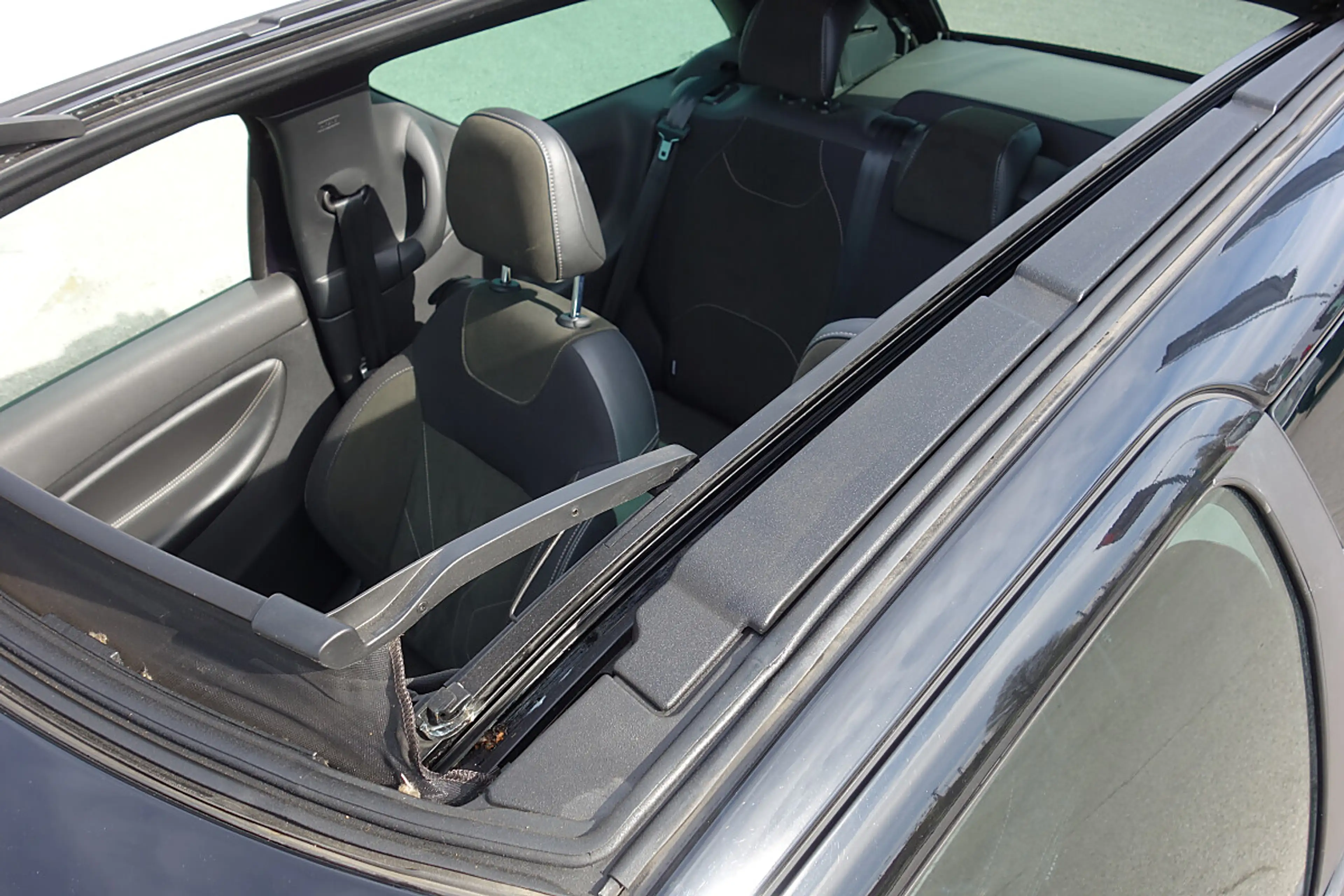 DS Automobiles DS 3 DS3 Cabrio PureTech 130 S&S Sport Chic — photo 15
