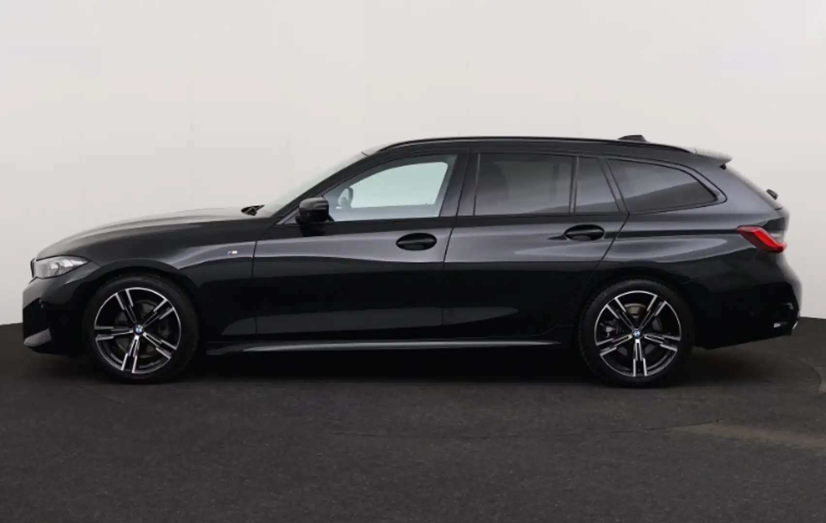 BMW 318 318i Touring Msport Nero - 2