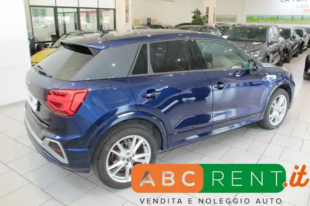 Audi Q2 view 7