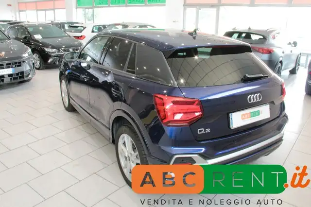Audi Q2 view 5