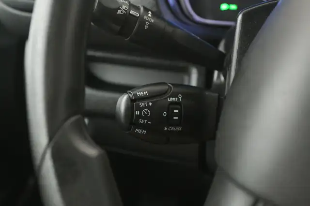 Peugeot E-Expert view 23