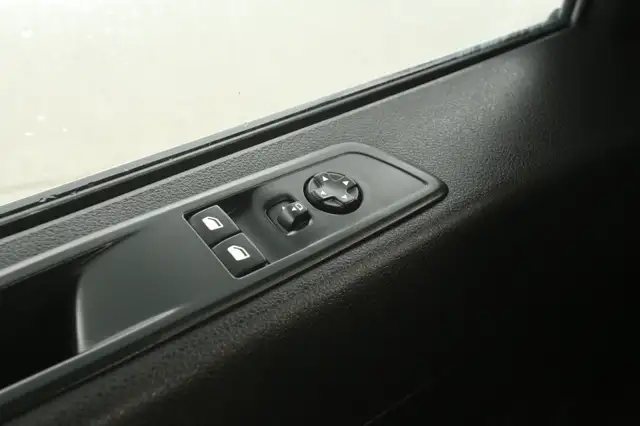 Peugeot E-Expert view 26