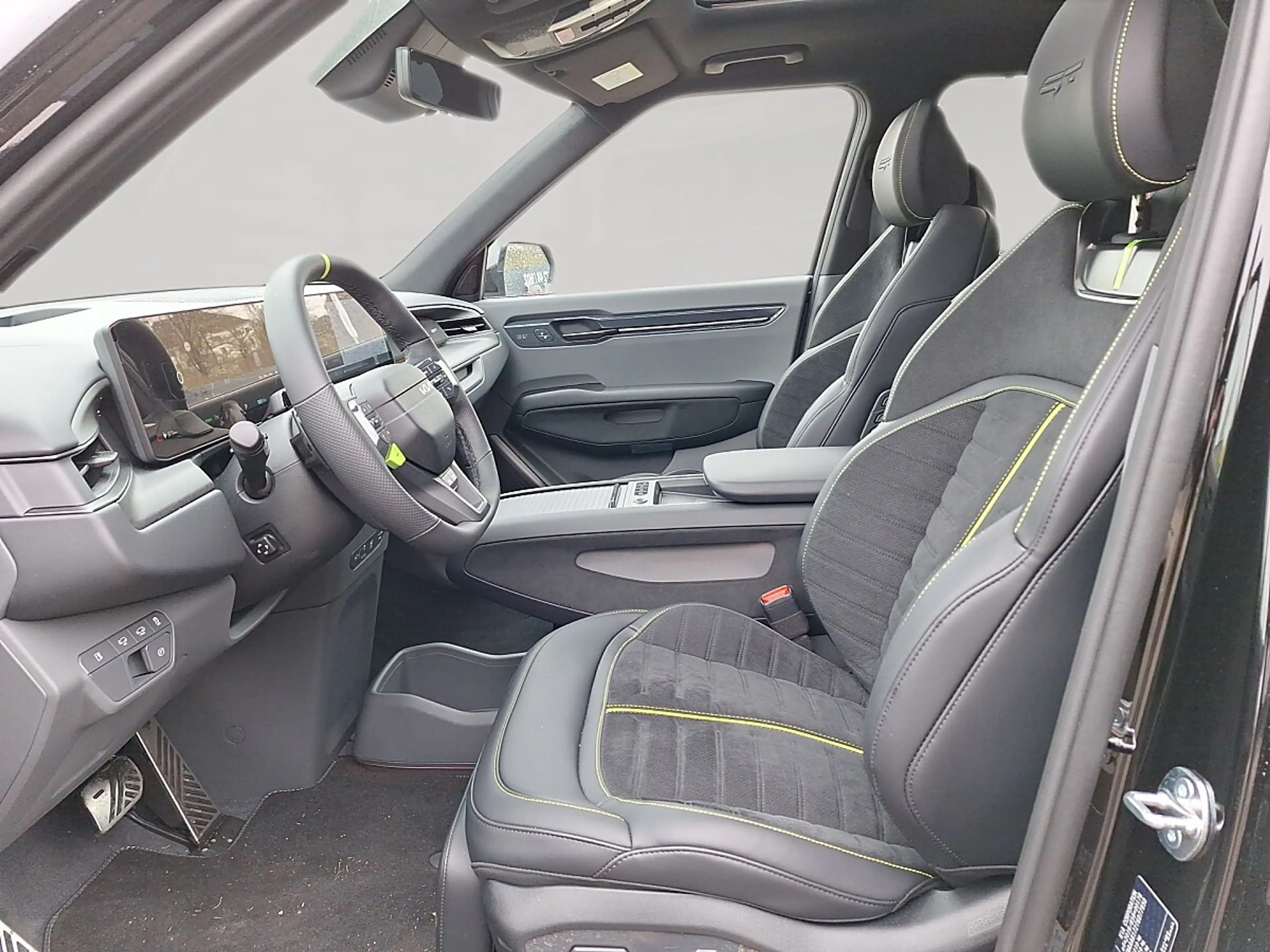 Kia EV9 AWD 99.8kWh GT Aut. — photo 11