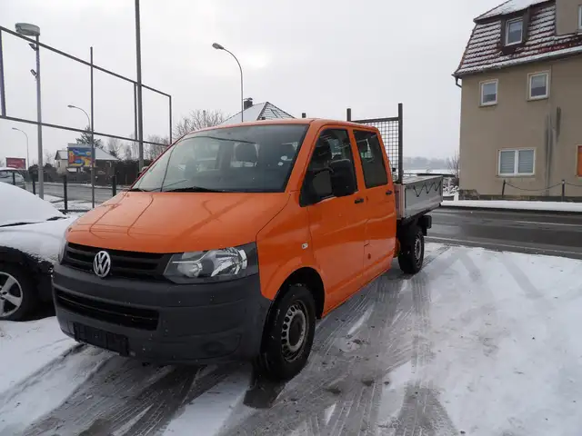 Volkswagen T5 Transporter Doka Pritsche 6.Sitzer Radio AHK Klima HU AU Neu