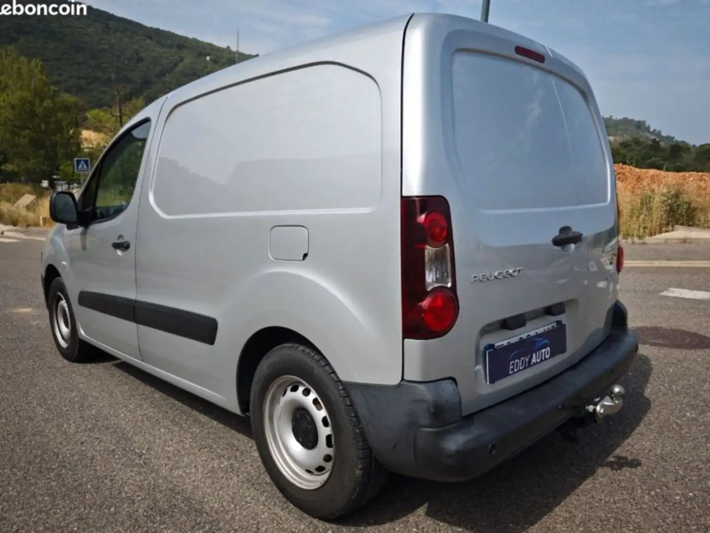 Peugeot Partner 1.6 e-HDI Gris - 2
