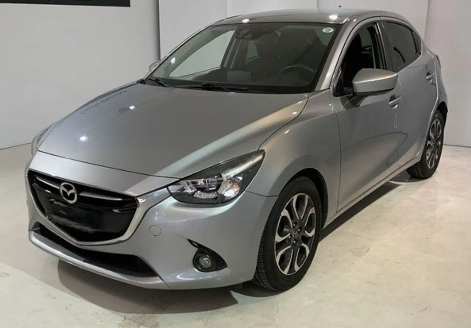 Mazda 2 2 1.5 Evolve Benzina 90cv km 77.000 Argent - 1