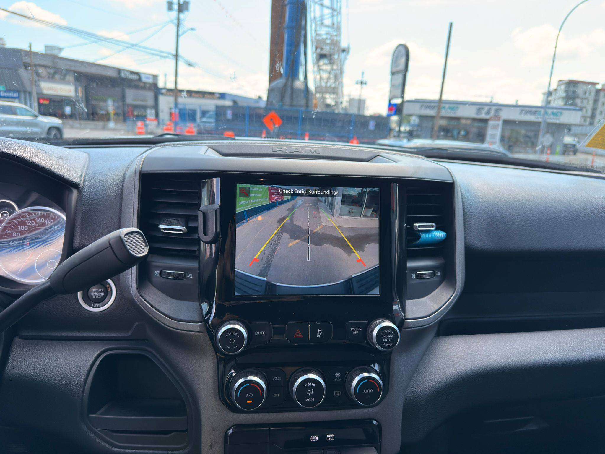 2023 RAM 2500 — view 12