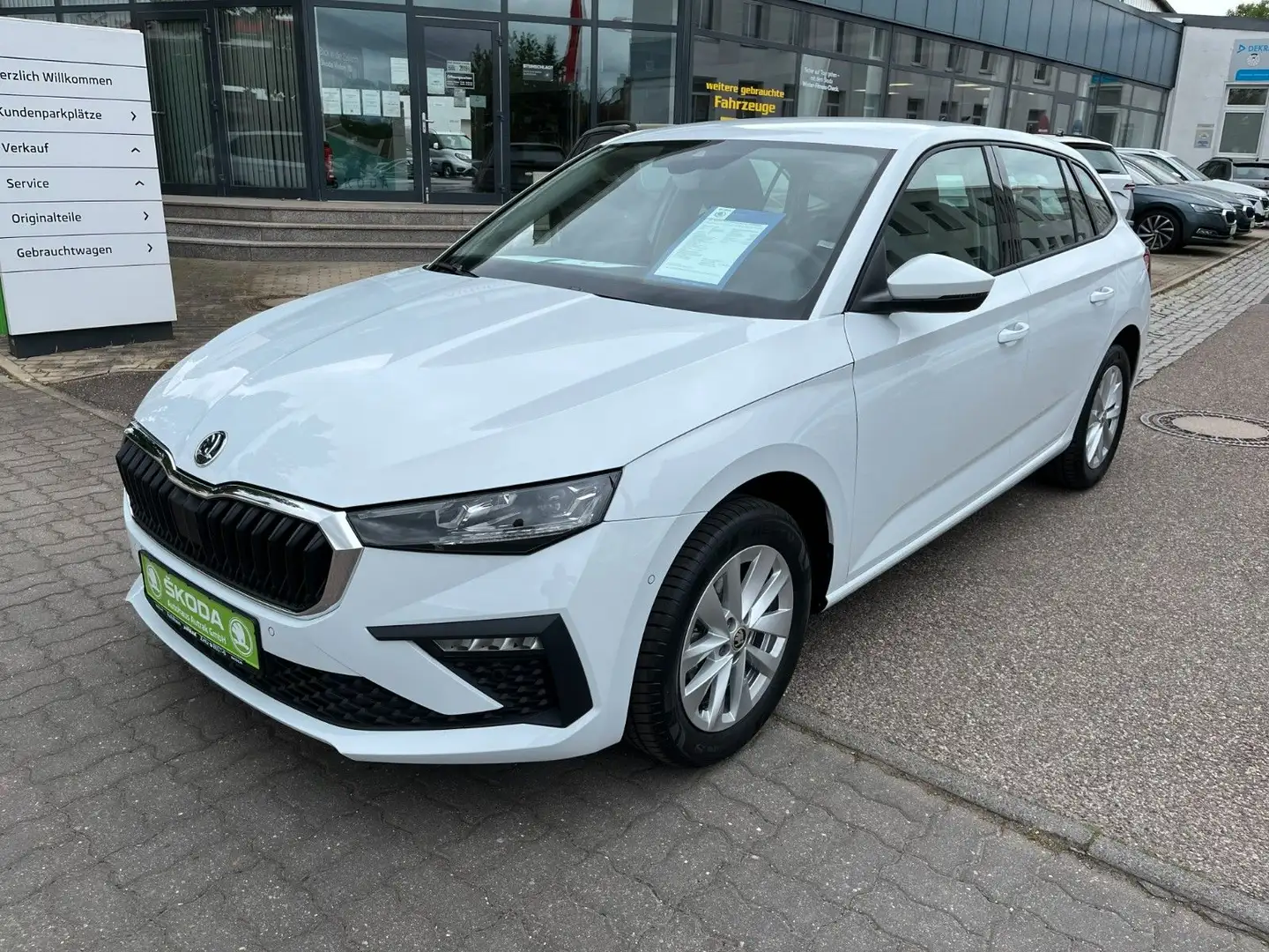 Skoda Scala Selection 1.0 TSI 85kW 7-Gang-DSG MJ.2024 Weiß - 1