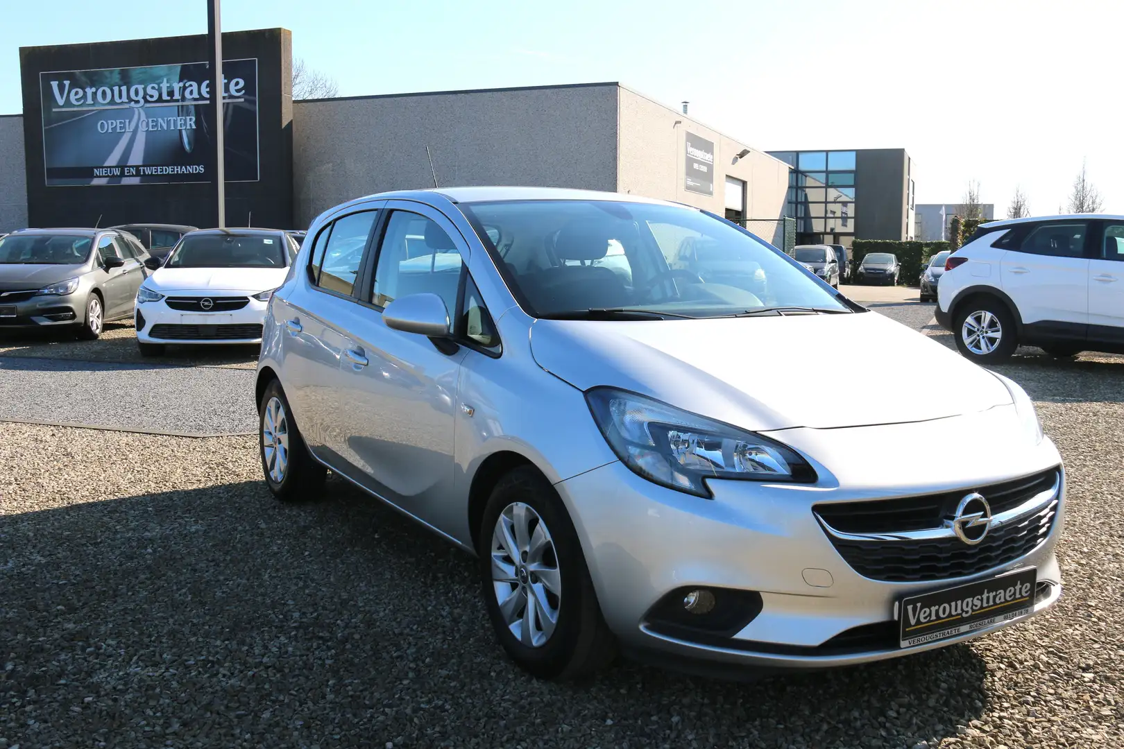 Opel Corsa 1.4i Enjoy (EU6.2) Bluetooth, Alu velgen, ...... Zilver - 1