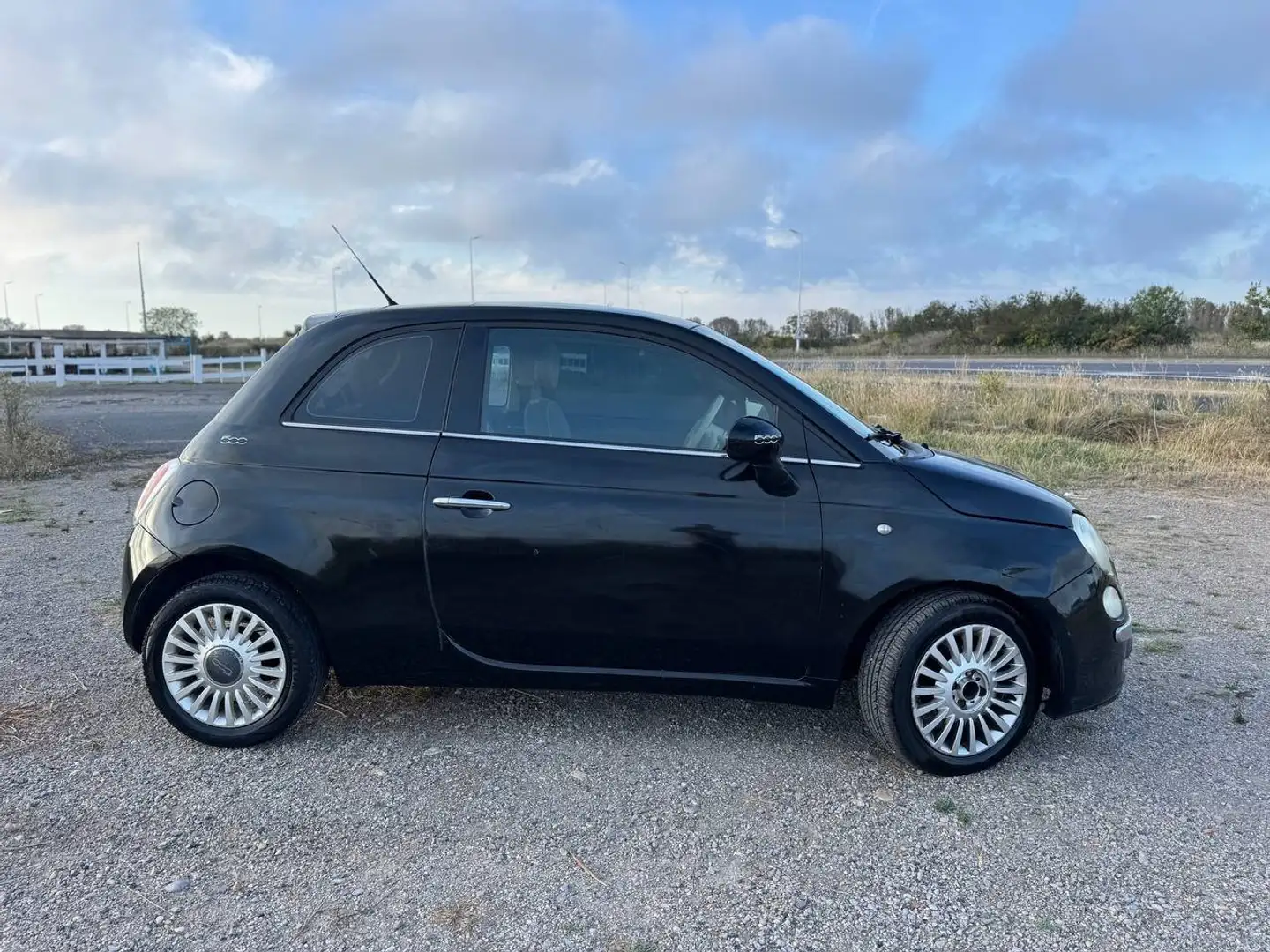 Fiat 500 500 1.2 8V 69 ch Lounge Schwarz - 2