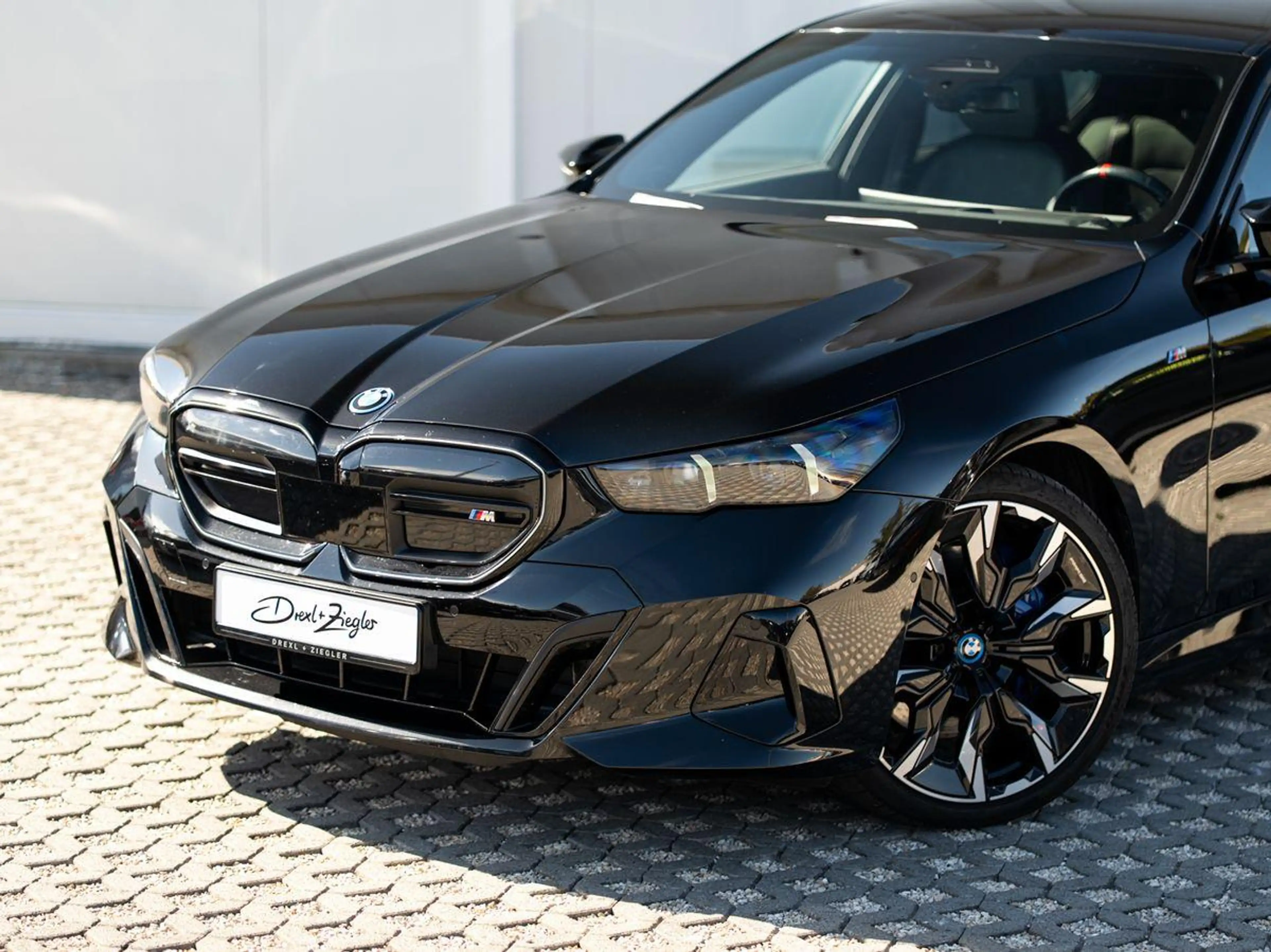 BMW i5 M60 xDrive M-Sport PRO 21" B&W ACC KomfSitz — photo 4
