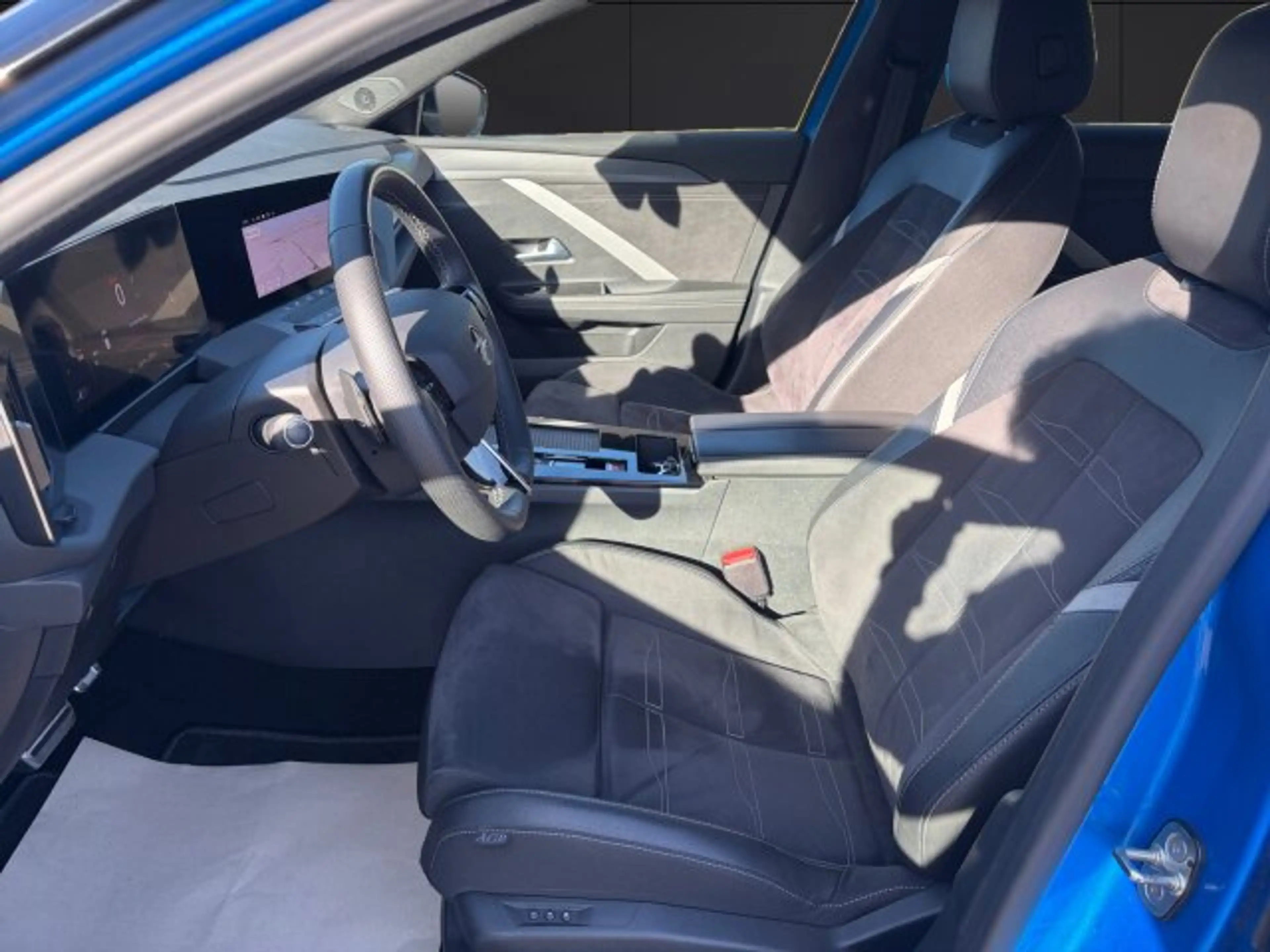 Opel Astra L 1.2 Turbo Ultimate-Paket Automatik Alcantara (SI 130) — photo 8