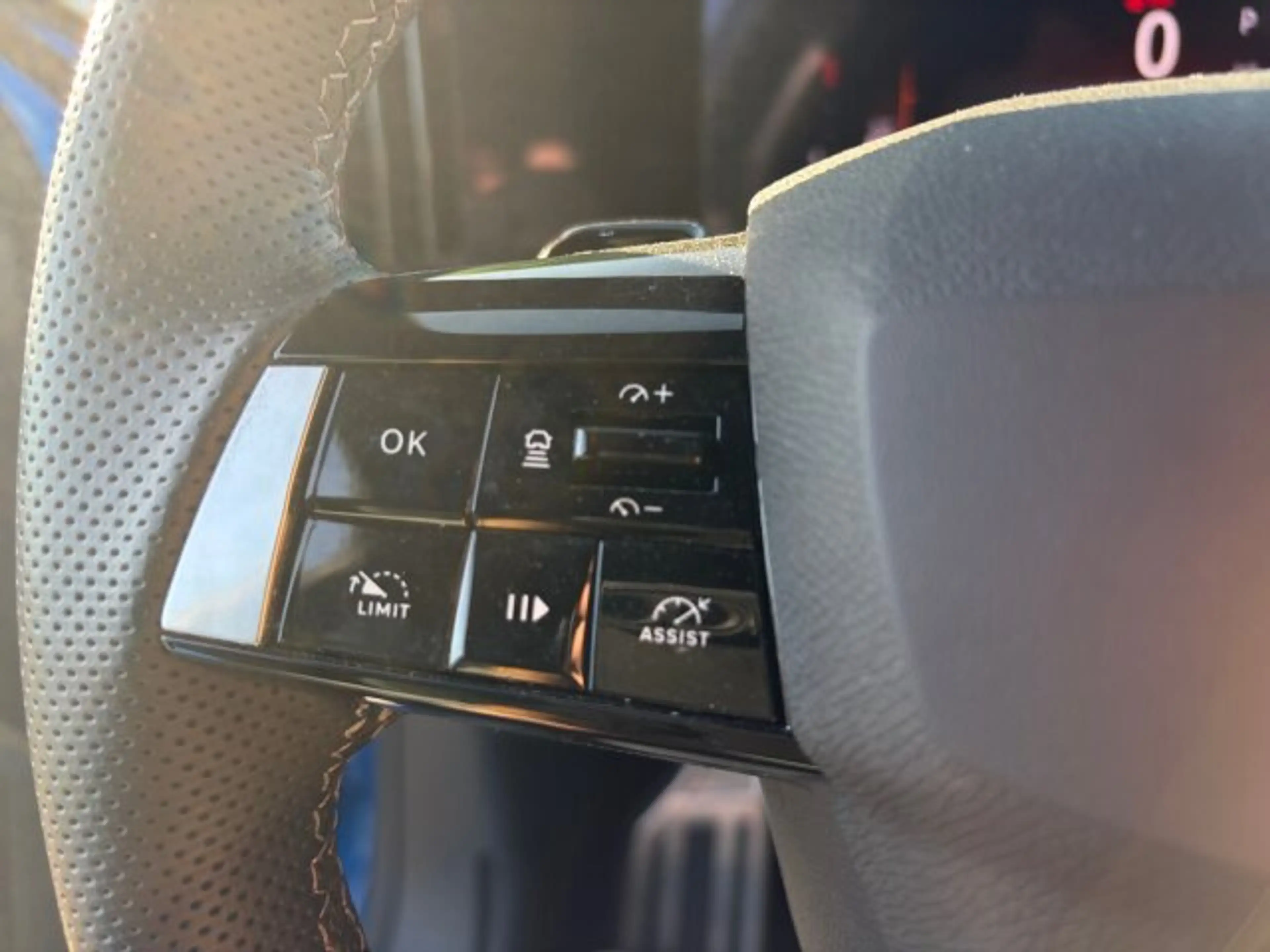 Opel Astra L 1.2 Turbo Ultimate-Paket Automatik Alcantara (SI 130) — photo 14