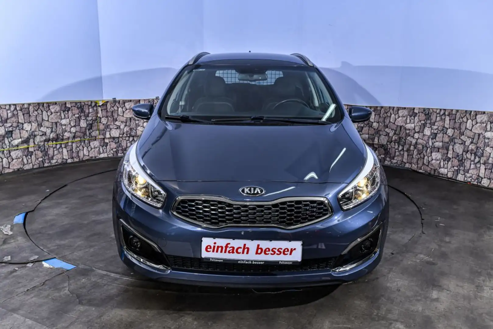 Kia Ceed / cee'd 1.0 T-GDI SW ISG Dream-Team Edition Grau - 2