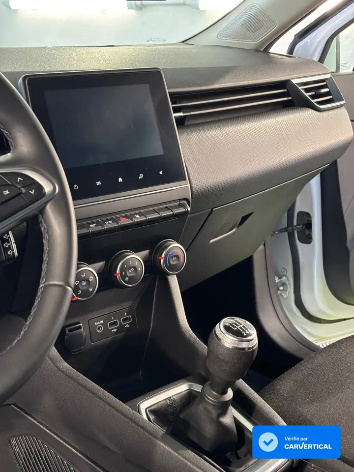 Renault Clio Citadine 3 portes — photo 7