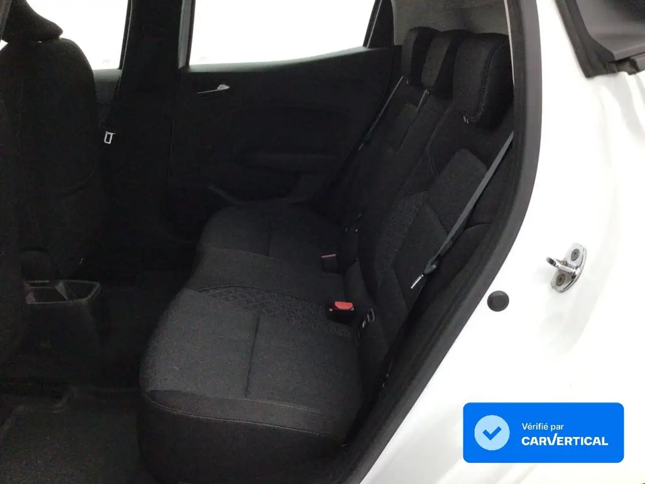Renault Clio Citadine 3 portes — photo 4
