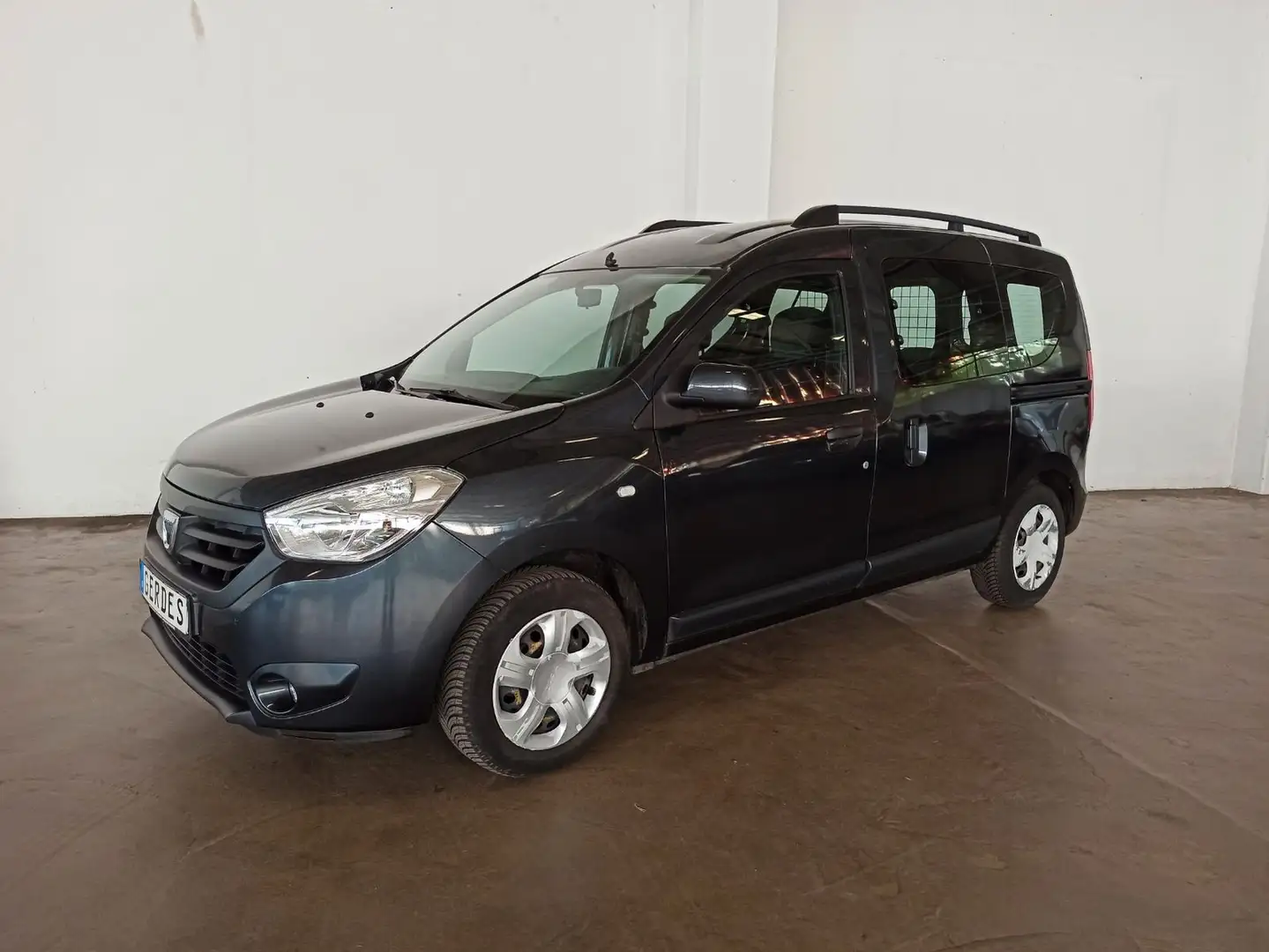 Dacia Dokker Ambiance SCe 100 Grau - 2