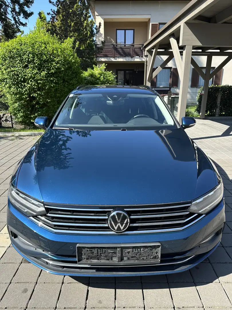 Volkswagen Passat Variant Business 2,0 SCR TDI DSG / Anhängerkupplung Blau - 2