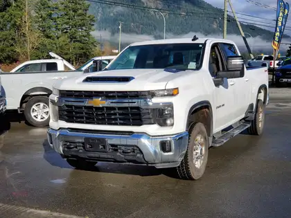 2025 Chevrolet Silverado 2500HD LT Crew Cab 4WD