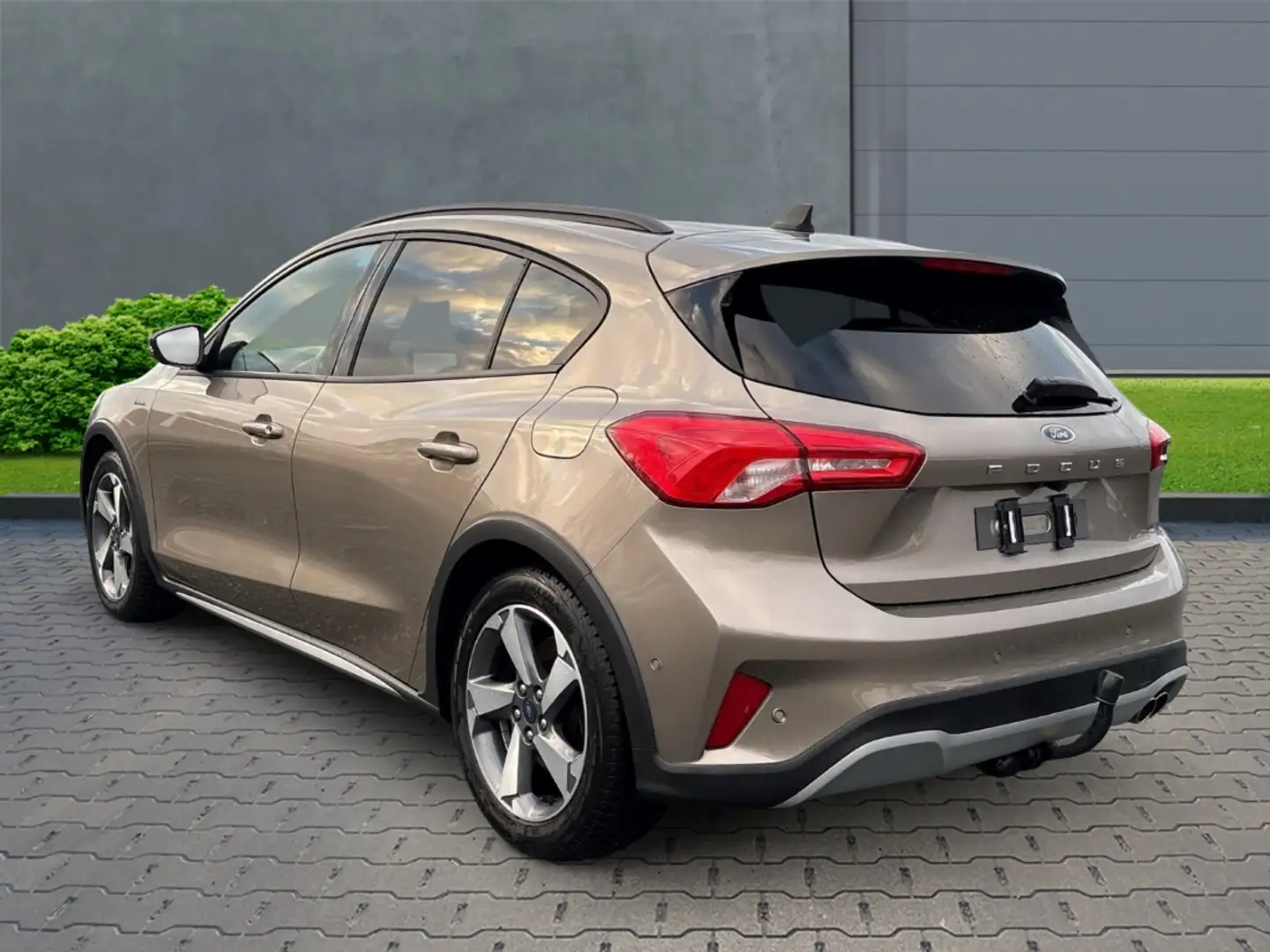 Ford Focus Active+Alufelgen+Navi+Klimaautomatik+Sitzheizung+L Silber - 2