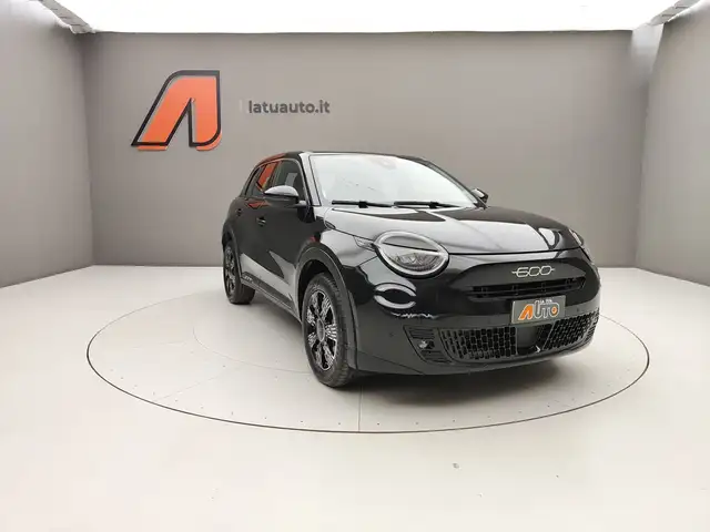 Fiat 600 view 3