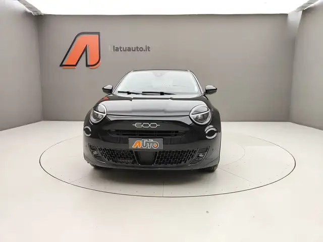 Fiat 600 view 2