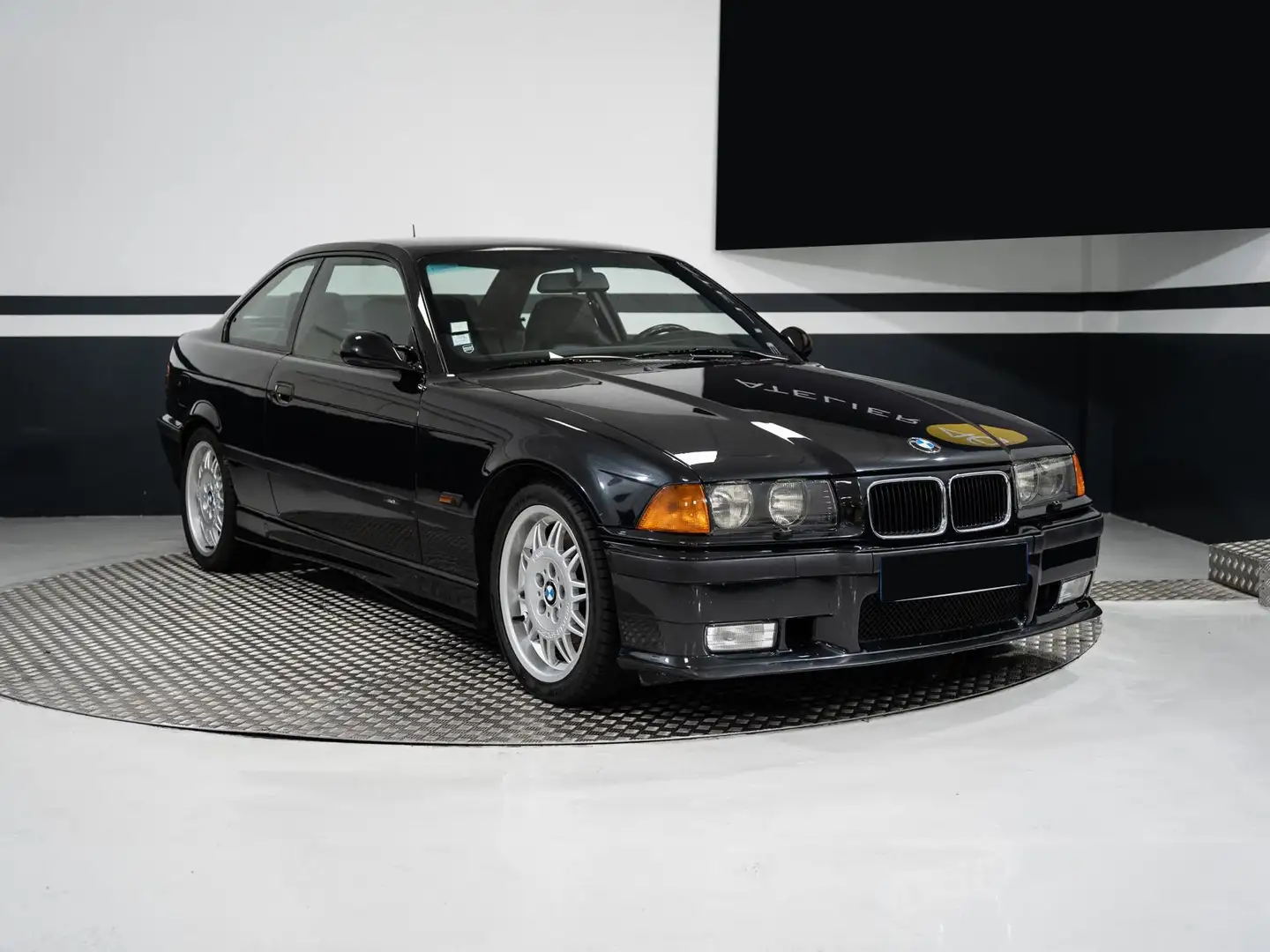 BMW M3 3.0 Pack Negro - 2