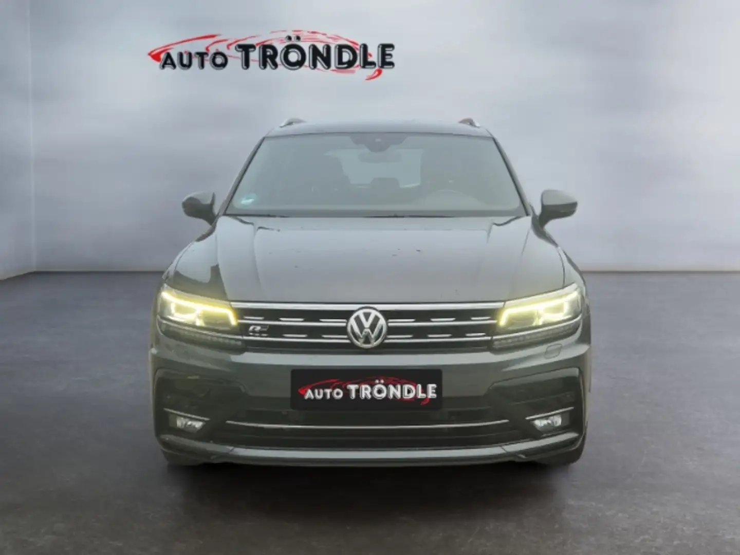 Volkswagen Tiguan 2.0 TDI DSG 4Motion Highline R-Line +AHK Grau - 2