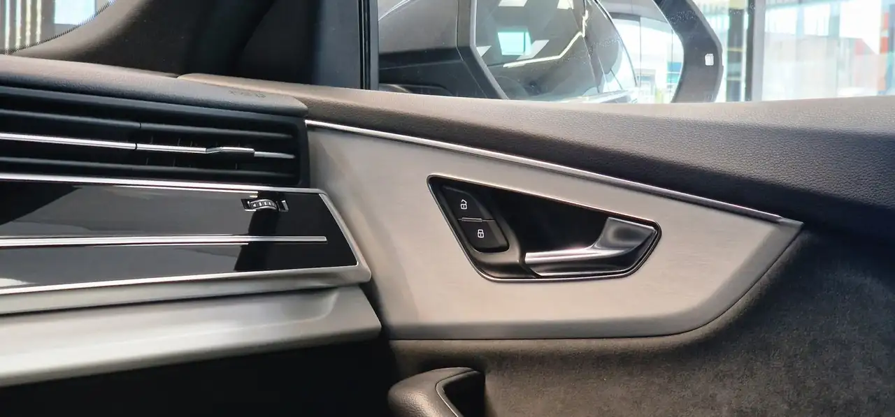 Audi Q8 55 TFSIe quattro 2xS-Line Aut. *AHK*Head-up*Kamera, миниатюра 22