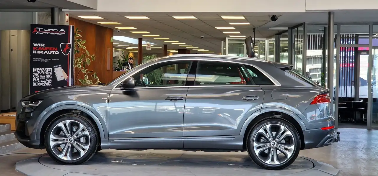 Audi Q8 55 TFSIe quattro 2xS-Line Aut. *AHK*Head-up*Kamera, миниатюра 4
