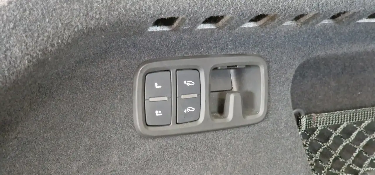 Audi Q8 55 TFSIe quattro 2xS-Line Aut. *AHK*Head-up*Kamera, миниатюра 11