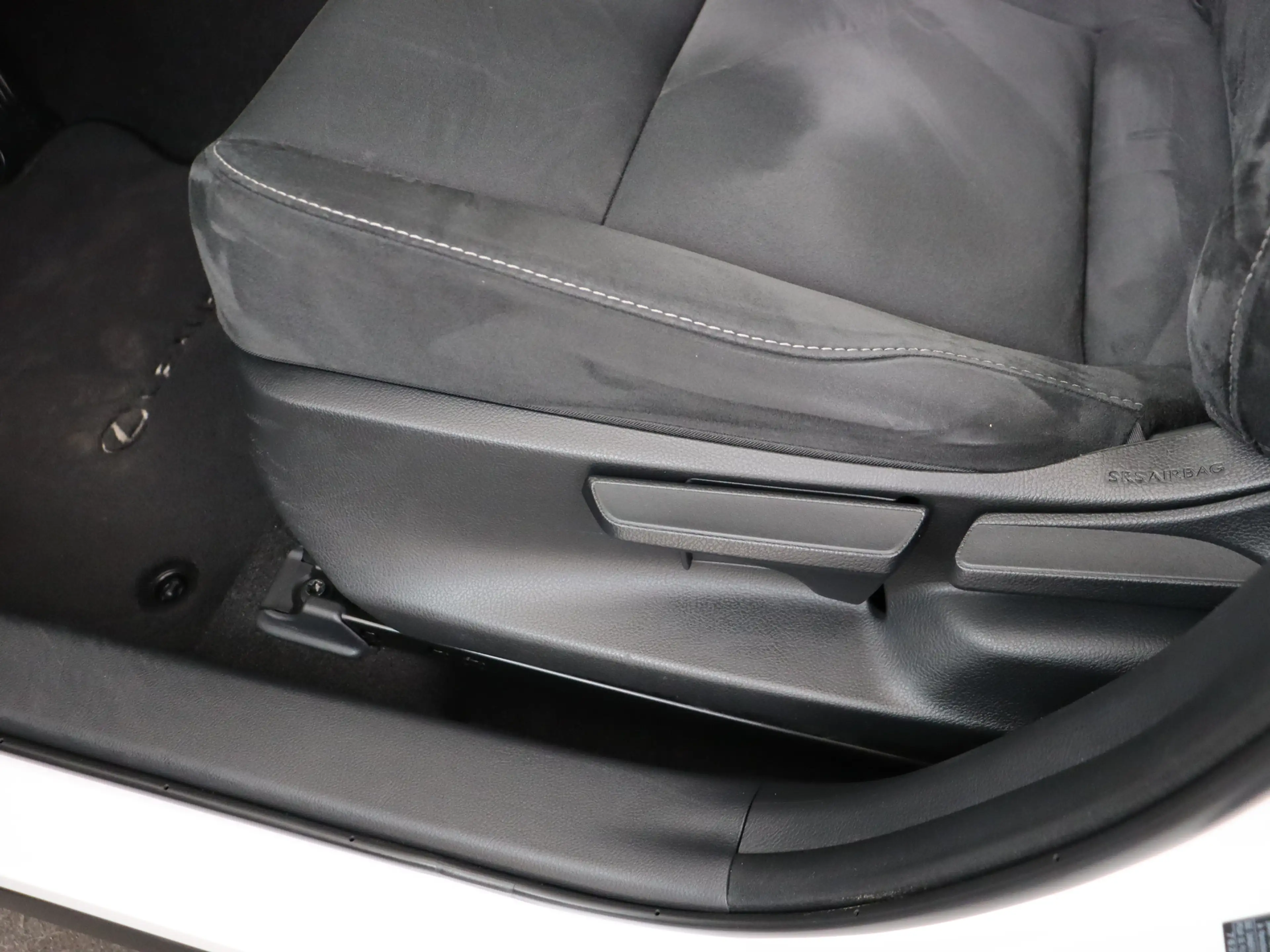 Lexus UX 250h Preference Line | Premium uitgevoerd | Dealeronder — photo 15
