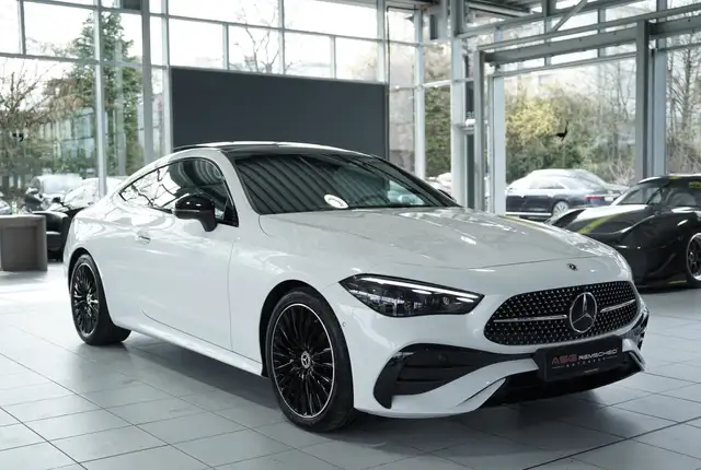 Mercedes-Benz Cle view 5