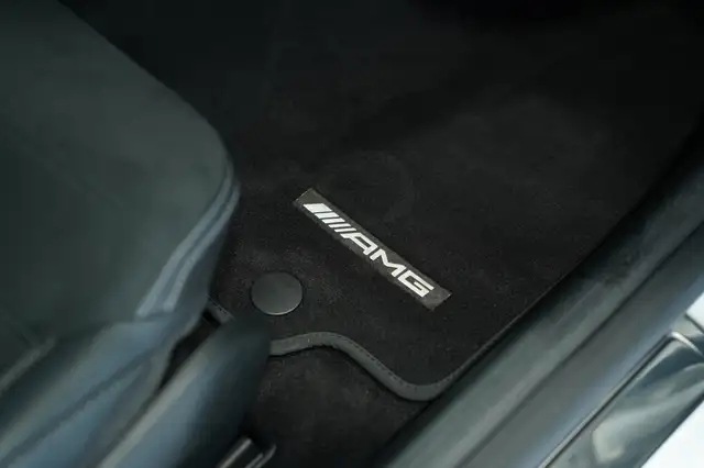 Mercedes-Benz Cle view 15