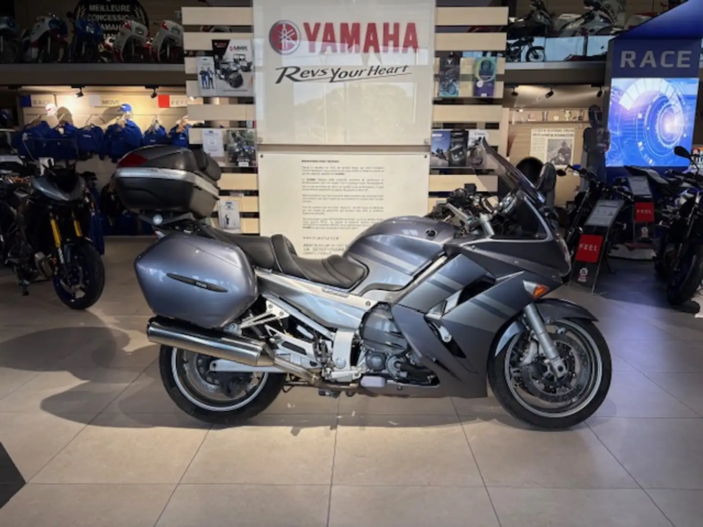Yamaha FJR 1300 Gris - 1