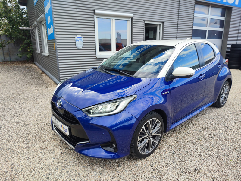 Toyota Yaris Hybrid Elegant+Leder+neue Reifen!