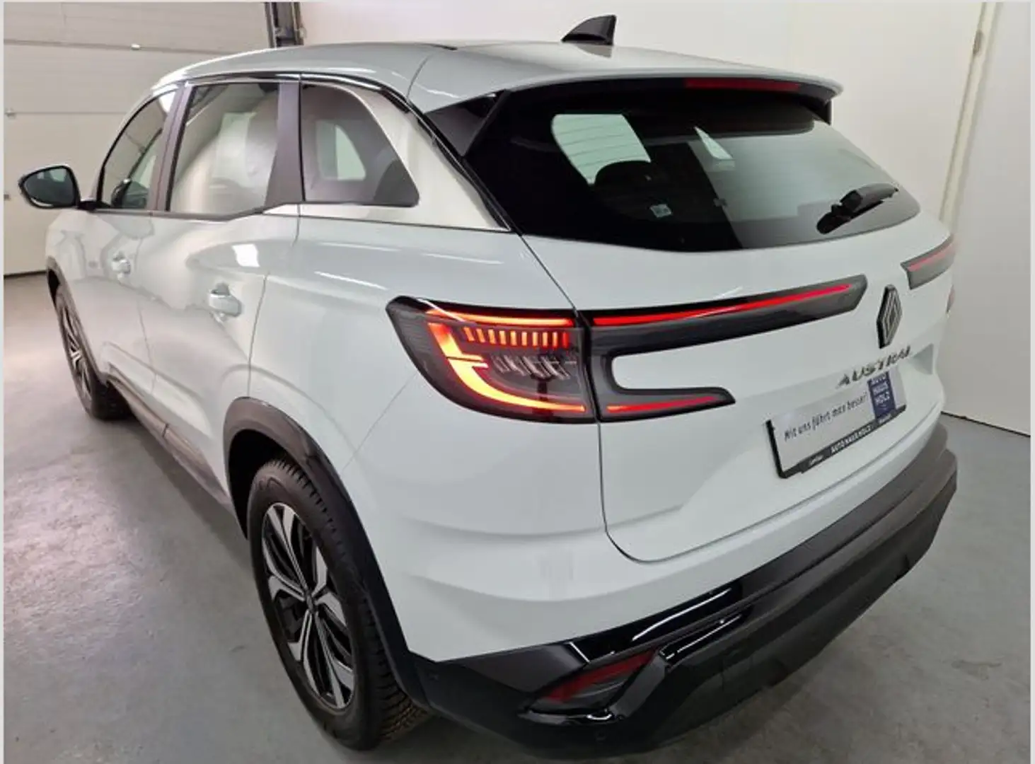 Renault Austral Evolution Mild Hybrid 160 Automatik Weiß - 2