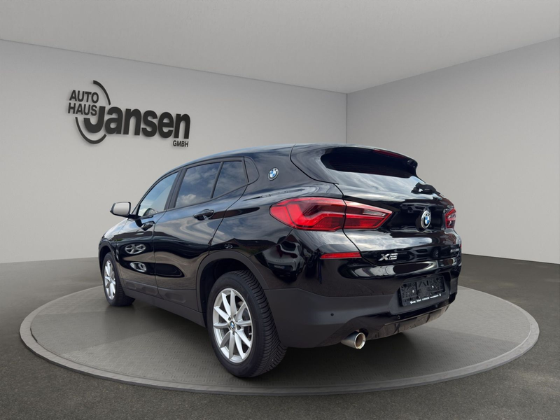 BMW X2 sDrive18i Advantage +AHK+Kamera+Navi — photo 4