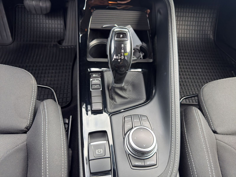 BMW X2 sDrive18i Advantage +AHK+Kamera+Navi — photo 13