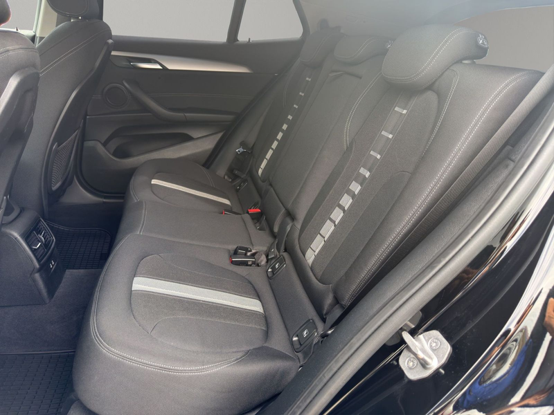 BMW X2 sDrive18i Advantage +AHK+Kamera+Navi — photo 8