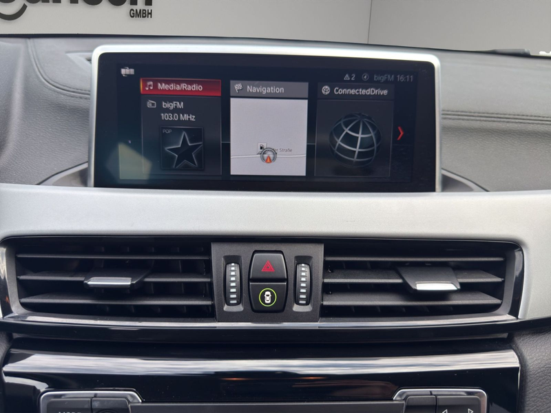 BMW X2 sDrive18i Advantage +AHK+Kamera+Navi — photo 14