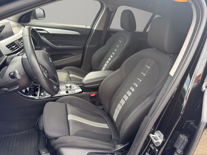 BMW X2 sDrive18i Advantage +AHK+Kamera+Navi — photo 7
