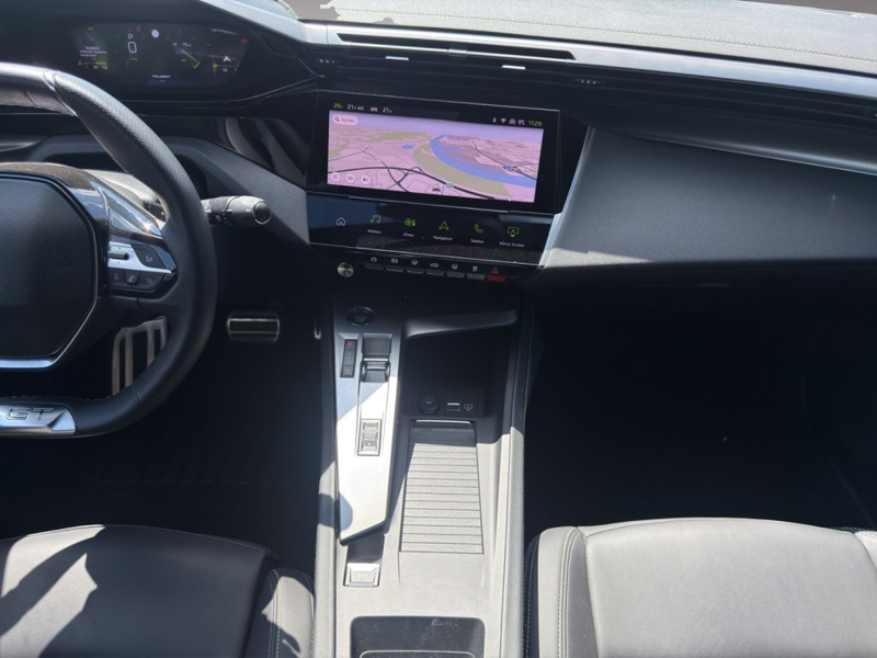 Peugeot 408 1.2 PureTech 130 HK GT EAT8 — photo 10