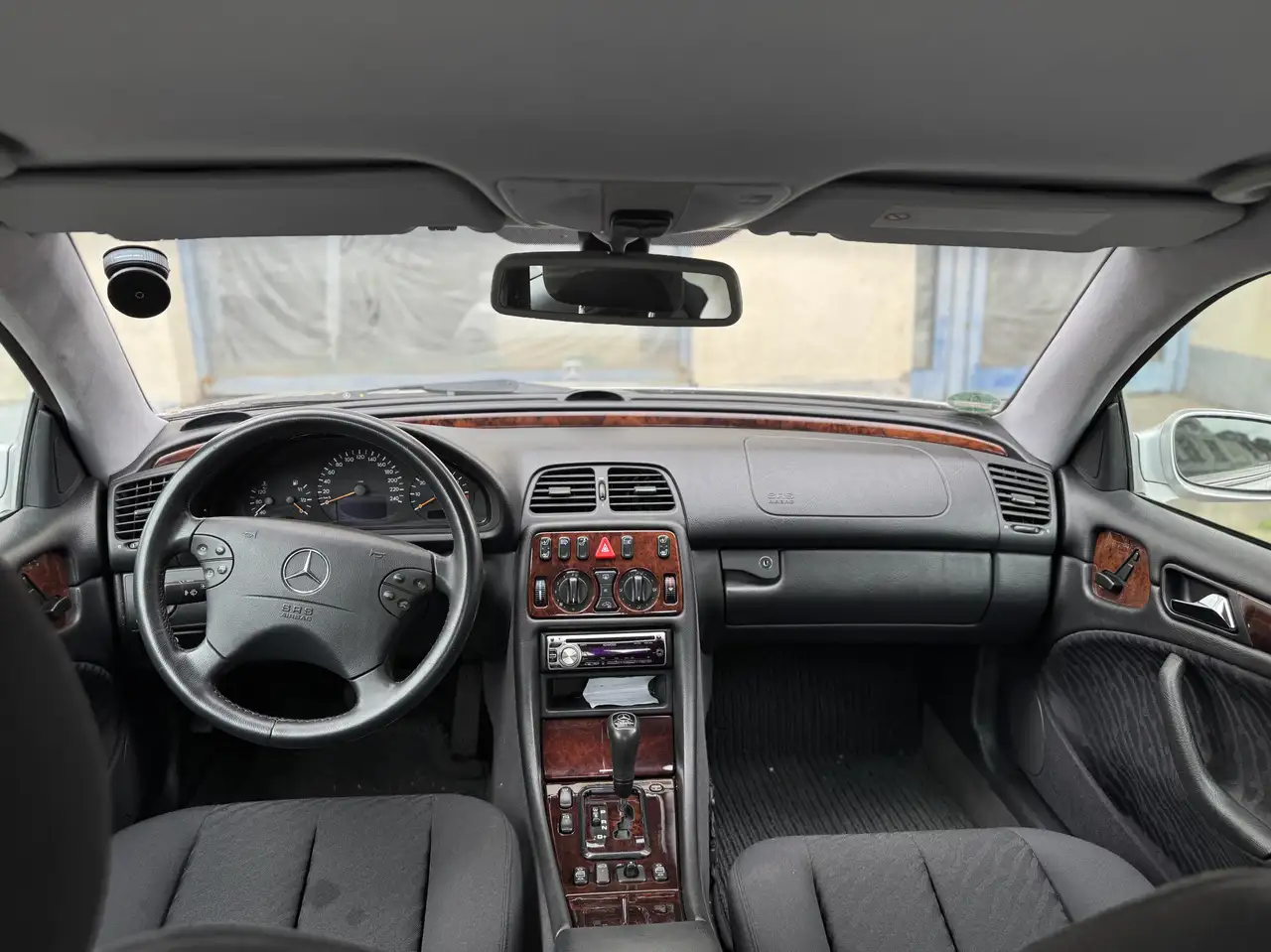 Mercedes-Benz CLK 200 Elegance Aut., foto 3