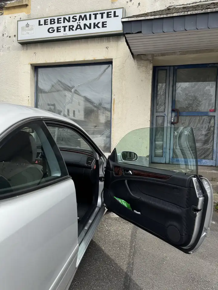 Mercedes-Benz CLK 200 Elegance Aut., foto 4
