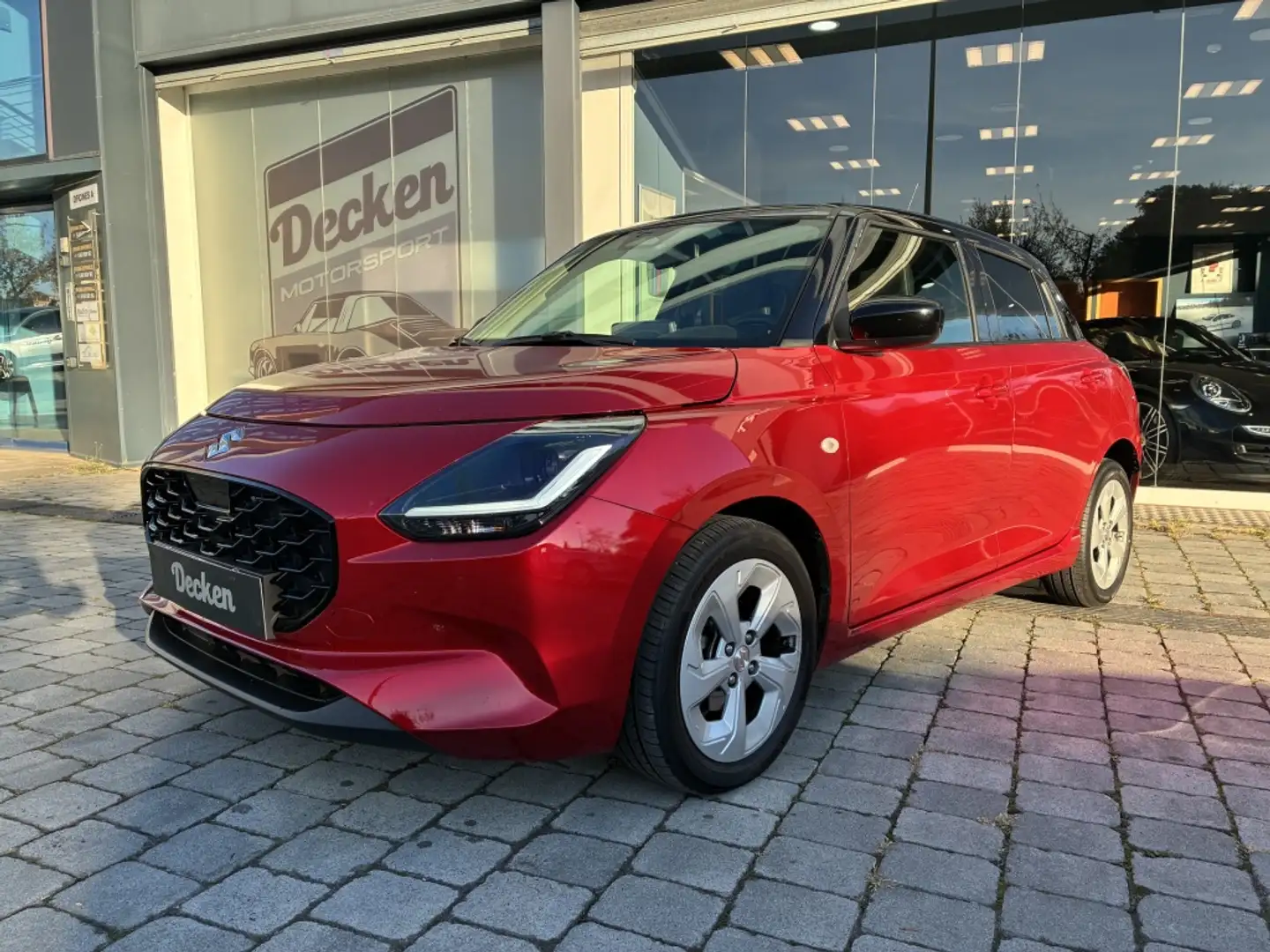 Suzuki Swift 1.2 Mild Hybrid S3 CVT Rojo - 2