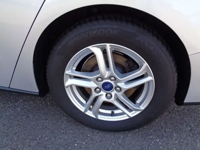 Ford Focus view 7
