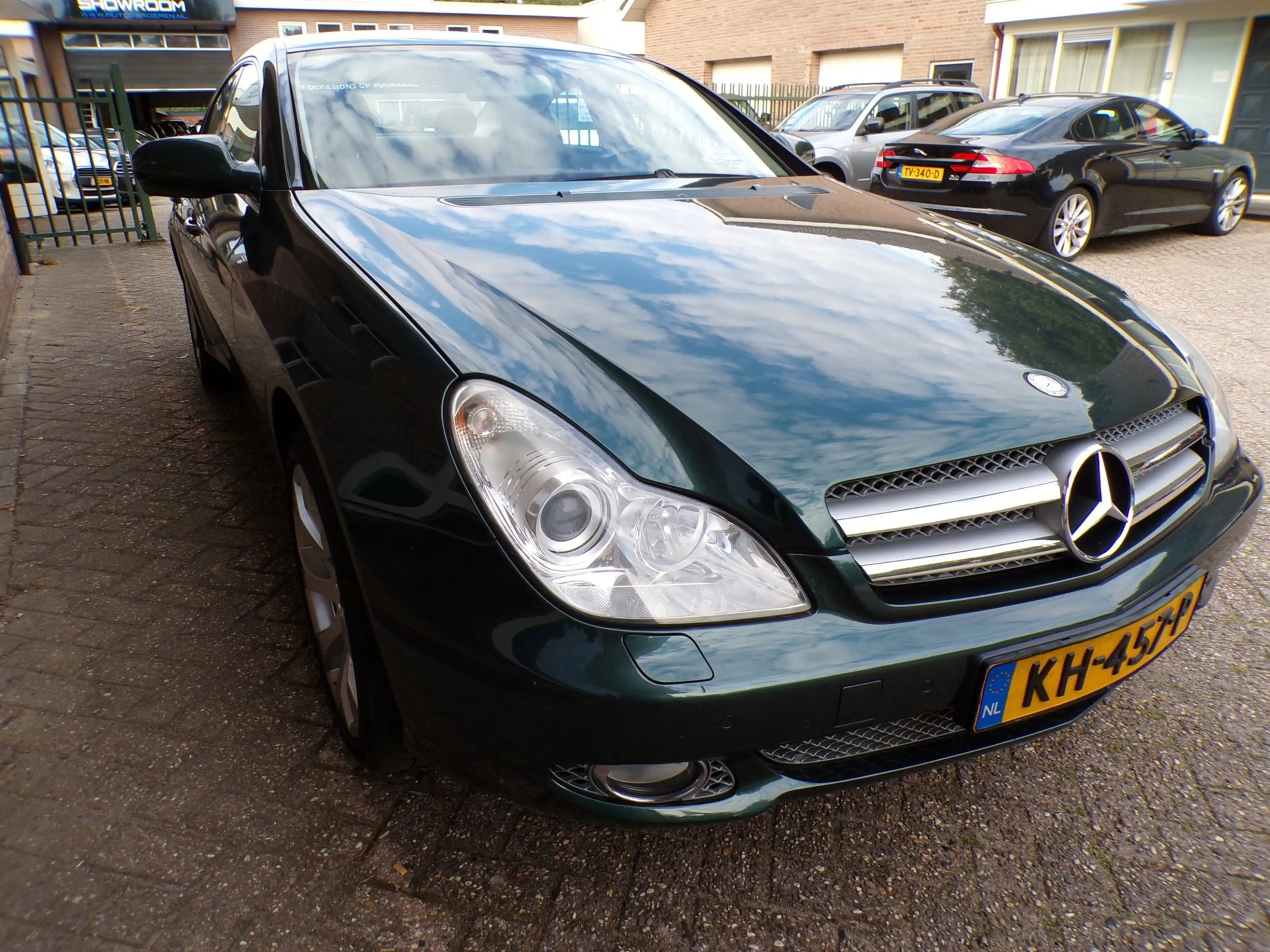 Mercedes-Benz CLS 350 CGI Prestige Plus — photo 8