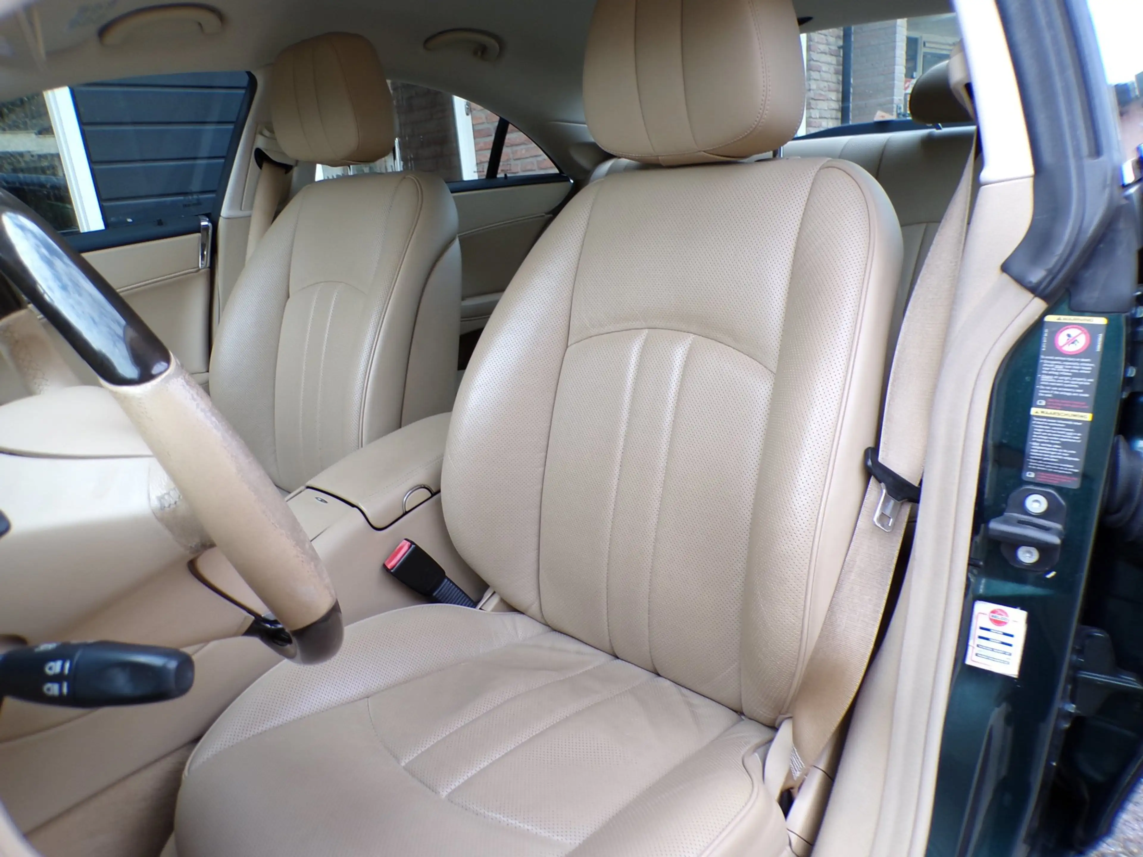 Mercedes-Benz CLS 350 CGI Prestige Plus — photo 11