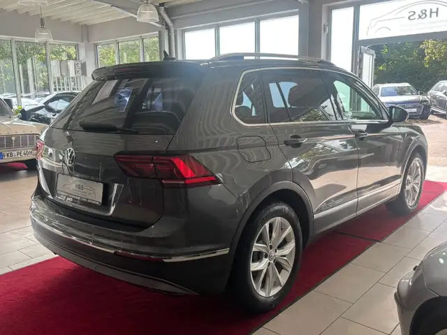 Volkswagen Tiguan view 14